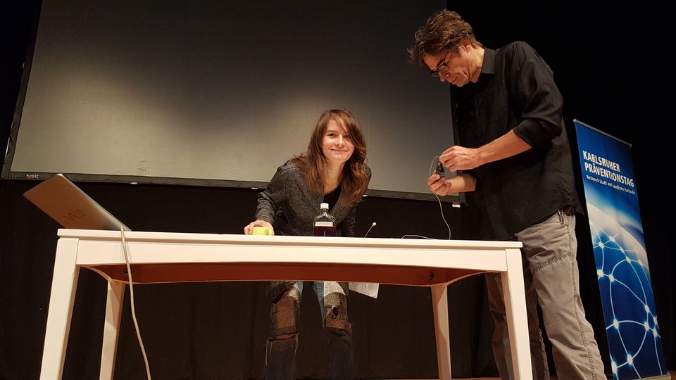 MEDIEN. DEMOKRATIE. KOMPETENZ.